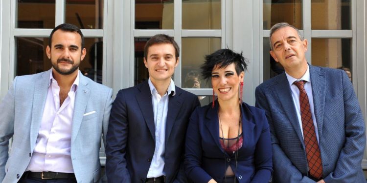 Legge Omnibus: via libera agli emendamenti del Movimento Cinque Stelle su “Ritornare a Casa”, “Caschi refrigeranti” e contributi alle aziende colpite dagli incendi