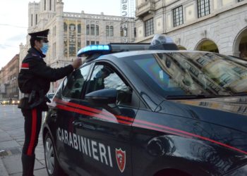 Un 50enne di Cagliari è stato denunciato a piede libero dai carabinieri del Radiomobile della locale Compagnia, per furto con destrezza