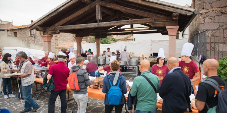 Wine, fregula e cassola: sabato 20 e domenica 21 novembre l’appuntamento enogastronomico a Neoneli (OR)