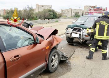Scontro tra un Suv ed un Pick up a Cagliari, due persone sono state ricoverate in ospedale in codice rosso