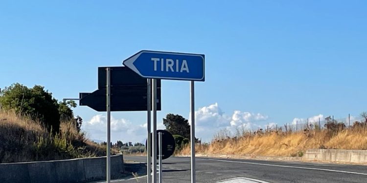 Oristano: partono i lavori per il rifacimento della strada comunale di Tiria