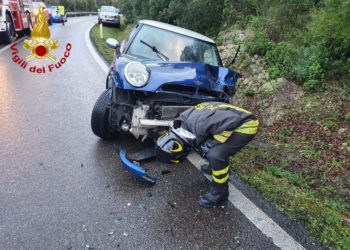 Incidente stradale sulla 127 in direzione Telti, due persone portate in ospedale