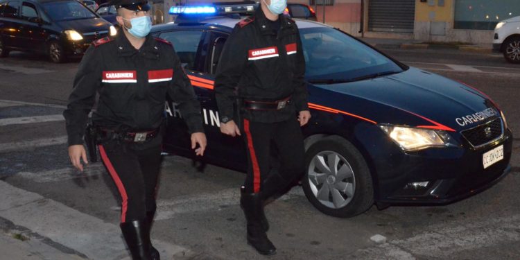 I carabinieri di Decimomannu hanno denunciato a piede libero un 39enne per detenzione di sostanza stupefacente ai fini di spaccio