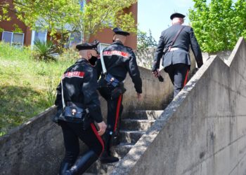 Un 51enne di Pula ieri è finito agli arresti domiciliari per atti persecutori e lesioni personali nei confronti dell’ex coniuge 50enne