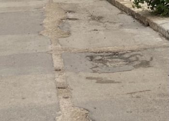 Il centrosinistra algherese: «Le strade di Alghero sono in uno stato sempre più pietoso»