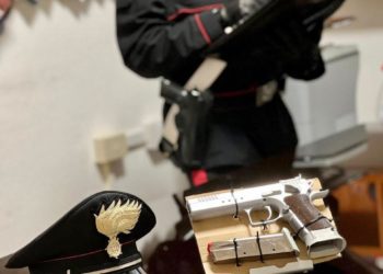 I carabinieri di Sanluri hanno arrestato un 45enne di Villamar per detenzione illegale di armi e munizioni e ricettazione