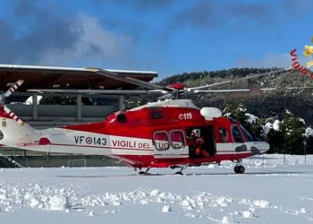 Tonara: operaio forestale bloccato nella neve, lo salvano i vigili del fuoco
