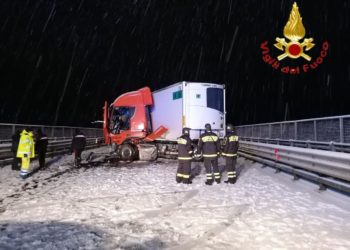 Maltempo in Sardegna: disagi e incidenti sulla Nuoro-Lanusei e all’uscita nord di Macomer