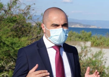 Incidente stradale sulla 762, sul posto i vigili del fuoco