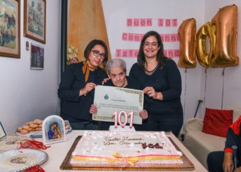 Auguri a tzia Remunda Loi: la nonnina di Orosei compie 101 anni