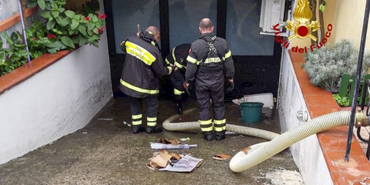 Maltempo nell’Oristanese: diversi interventi dei vigili del fuoco