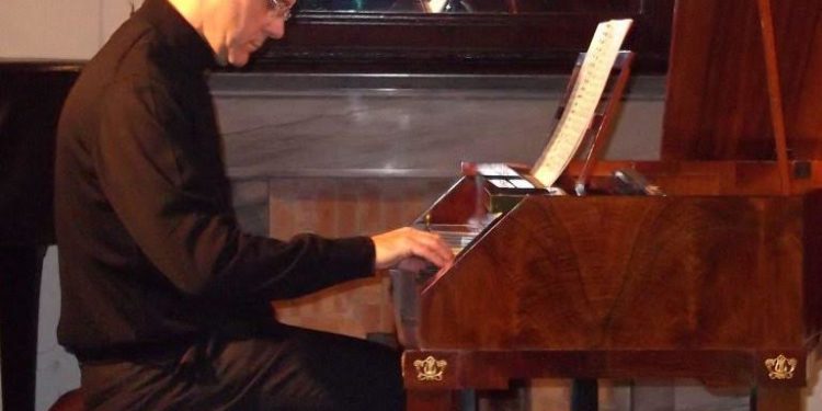 Festival Echi lontani, domenica a Cagliari Francesco Giammarco è protagonista del concerto Non solo Wolfgang