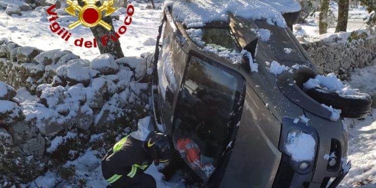 Neve nel Goceano: disagi a Bono e Burgos