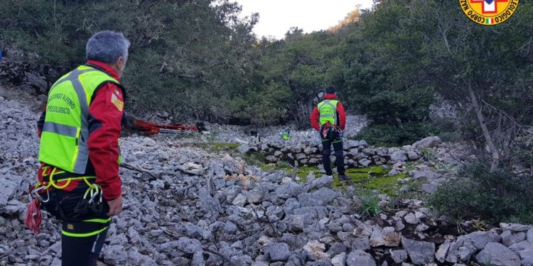 Baunei: ritrovato morto l’escursionista disperso quattro mesi fa durante un’escursione a Cala Mariolu