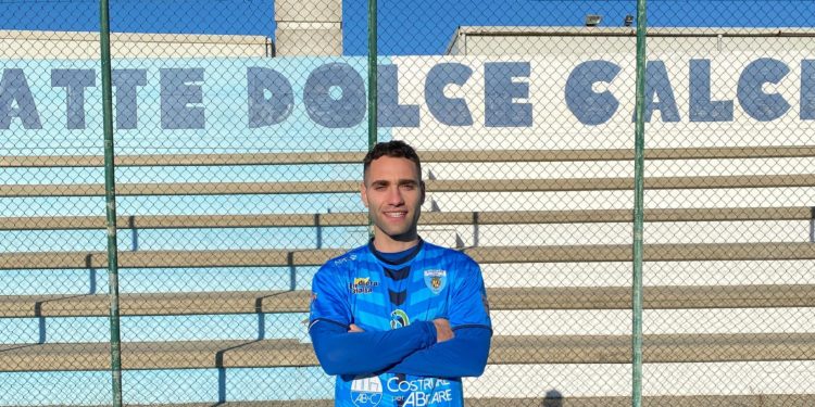 Il Latte Dolce è attivissimo sul mercato autunnale: dopo Alessio Zecchinato, ecco il centrocampista sassarese Alfredo Saba