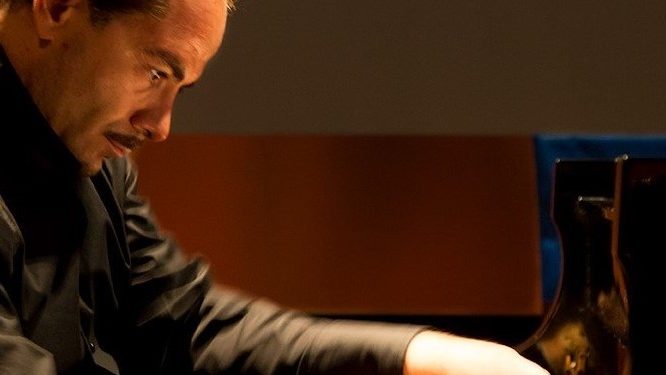 Domenica a Cagliari il pianista Giuseppe Maggiolo Novella sarà protagonista del recital Le concert c’est moi. Franz Liszt