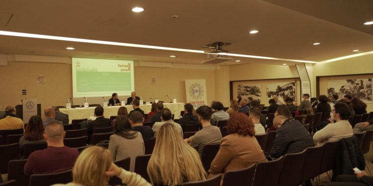 Cagliari ha ospitato il primo congresso straordinario di “Fantasia Politica”
