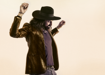 Grandi eventi per le feste a Santa Teresa Gallura. Il 29 dicembre suona la Omar Pedrini Band