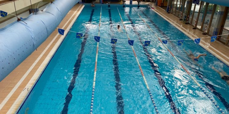 Fin Sardegna. L’Anci contro la chiusura delle piscine