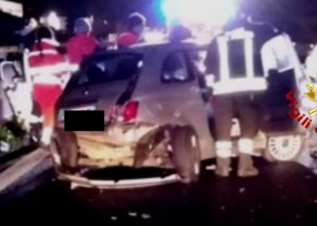 Scontro tra due auto sulla SS 131 alle porte di Sestu, una ragazza ricoverata in ospedale in codice rosso