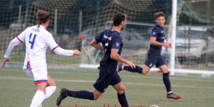 Si moltiplicano i casi Covid-19, la Lega ferma il campionato di serie D di calcio per due settimane