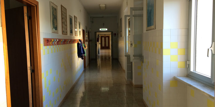 Coronavirus e scuole, le ordinanze dei sindaci di Cagliari e Quartu Sant’Elena