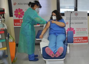 Sassari: un anno di vaccinazioni nell’Azienda Ospedaliera Universitaria