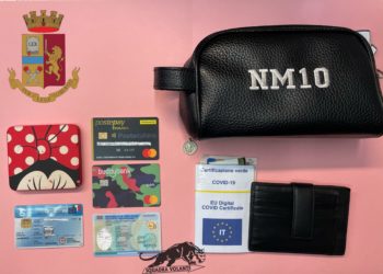 Rubano un borsello ad un ragazzo in una pizzeria di Cagliari, denunciata dalla Polizia una coppia individuata grazie al sistema di videosorveglianza di un bar adiacente