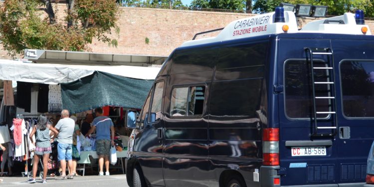 I carabinieri di Cagliari hanno arrestato un 44enne per furto aggravato (180 kg di carne) in concorso con persona da identificare