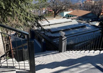 Sono stati completati, a Lanusei, i lavori di rivestimento della scalinata in via Marconi