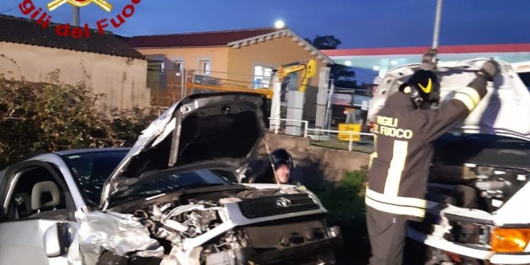 Baia Sardinia: incidente stradale sulla provinciale 59, intervengono i vigili del fuoco