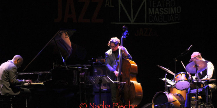Grande apertura del Jazz Club Network 2022, al Teatro Massimo di Cagliari, con il concerto del Danny Grisset Trio – di Nadia Pische
