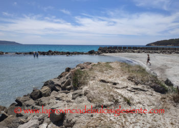 Michele Cossa e Sara Canu (Riformatori sardi): “Subito le concessioni demaniali stagionali. Le funzioni tornino ai Comuni”