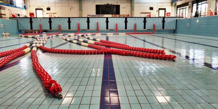 La protesta dei gestori delle piscine, la piscina di Carbonia è chiusa