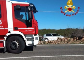 Olbia: incidente stradale in Costa Corallina, sul posto i vigili del fuoco