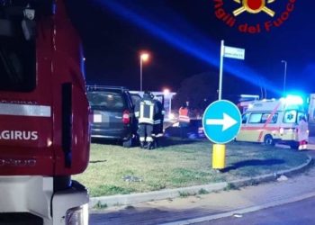 Olbia: incidente stradale sulla circonvallazione ovest, sul posto i vigili del fuoco