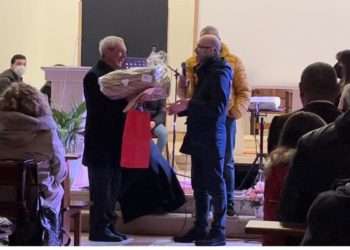 Cossoine omaggia Don Peppino Lintas, successo per lo spettacolo “Sa Pitiriacca”