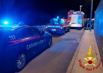 Luogosanto: a fuoco un piccolo magazzino, intervengono i vigili del fuoco