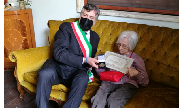 Cagliari in festa per il secolo di vita di zia Maria Unali