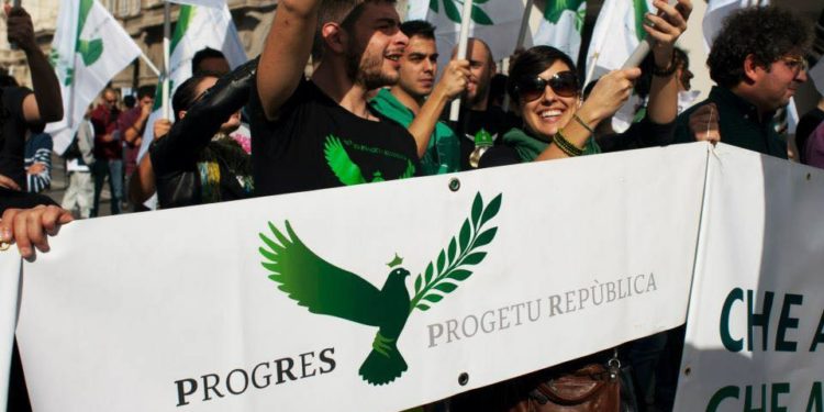 Progetu Repùblica: «Costo del carburante fuori controllo: è necessaria la sterilizzazione dell’Iva»