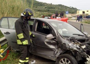 Castelsardo: incidente stradale sulla strada statale 200, ferita una persona