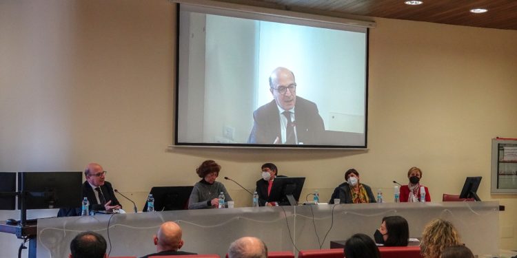 L’assessore regionale della Sanità è intervenuto all’inaugurazione del nuovo anno accademico della scuola di specializzazione in Psicologia della Salute