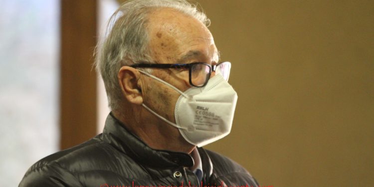 Il leader dell’Udc Giorgio Oppi interviene dopo le dichiarazioni fatte dal capogruppo della Lega Pierluigi Saiu