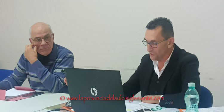 Costi record della benzina in Sardegna: la denuncia di Adiconsum Sardegna