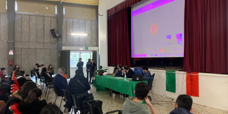 Prospettive per gli studenti: Università di Sassari e Convitto Canopoleno a confronto