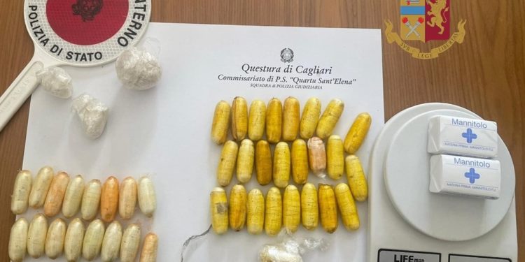 Gi agenti del Commissariato di Quartu Sant’Elena hanno arrestato un 31enne trovato in casa con 600 grammi di droga