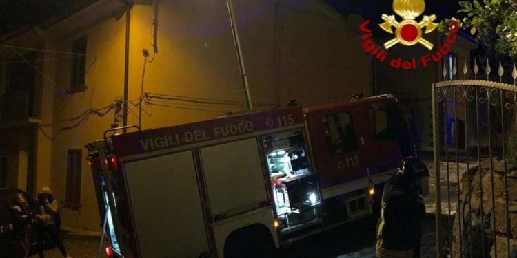 Burgos: a fuoco un appartamento, sul posto i vigili del fuoco