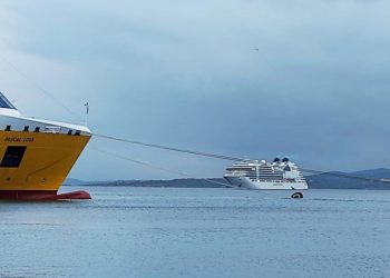 A Golfo Aranci fa scalo la Seabourn Ovation