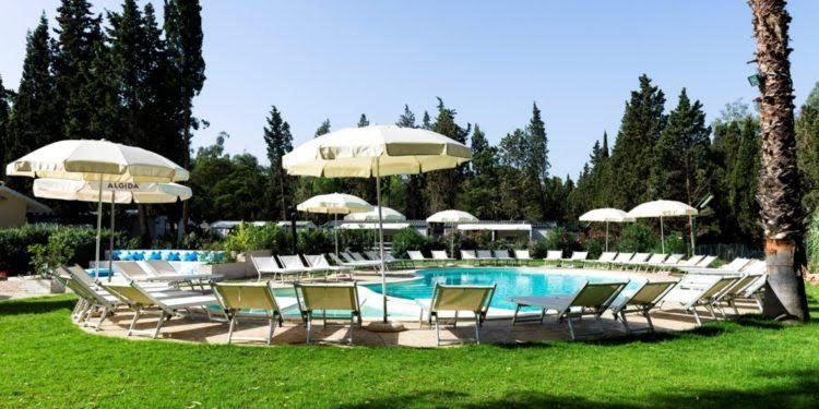 «Una notte in nave costa una settimana in campeggio», la denuncia di Faita Sardegna