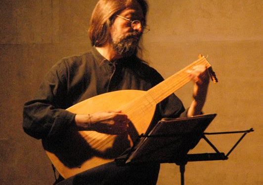 Il liutista Massimo Lonardi sabato a Cagliari per il festival Echi lontani